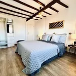 Diamond Rooftop & Private Terrace Sea Views Apartman