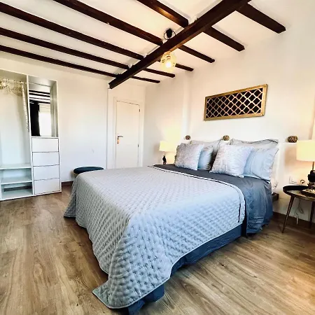 Diamond Rooftop & Private Terrace Sea Views Apartment