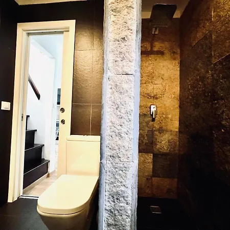 Diamond Rooftop & Private Terrace Sea Views Apartman